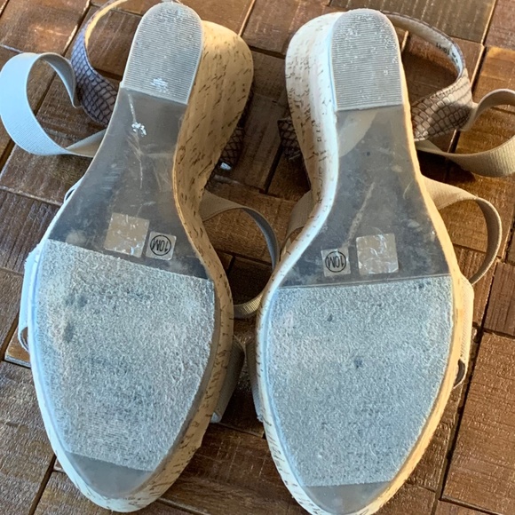 Chinese Laundry Cork Wedge Heel Two-tone - Picture 7 of 7